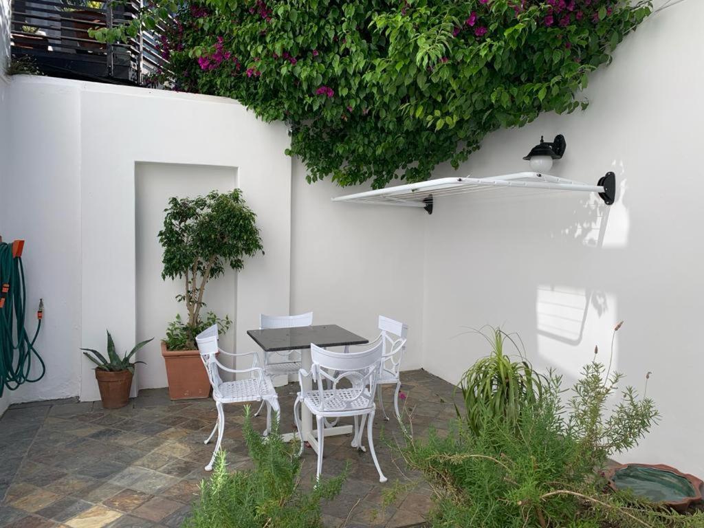 15 Braeside Villa